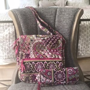 Vera Bradley crossbody mailbag and wallet